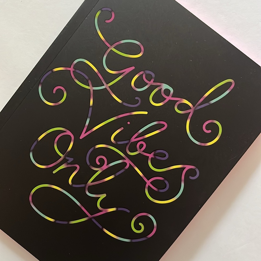 🔥FREE w/any purchase - NWT Journal that reads " GOOD VIBES ONLY " in rainbow 🌈
